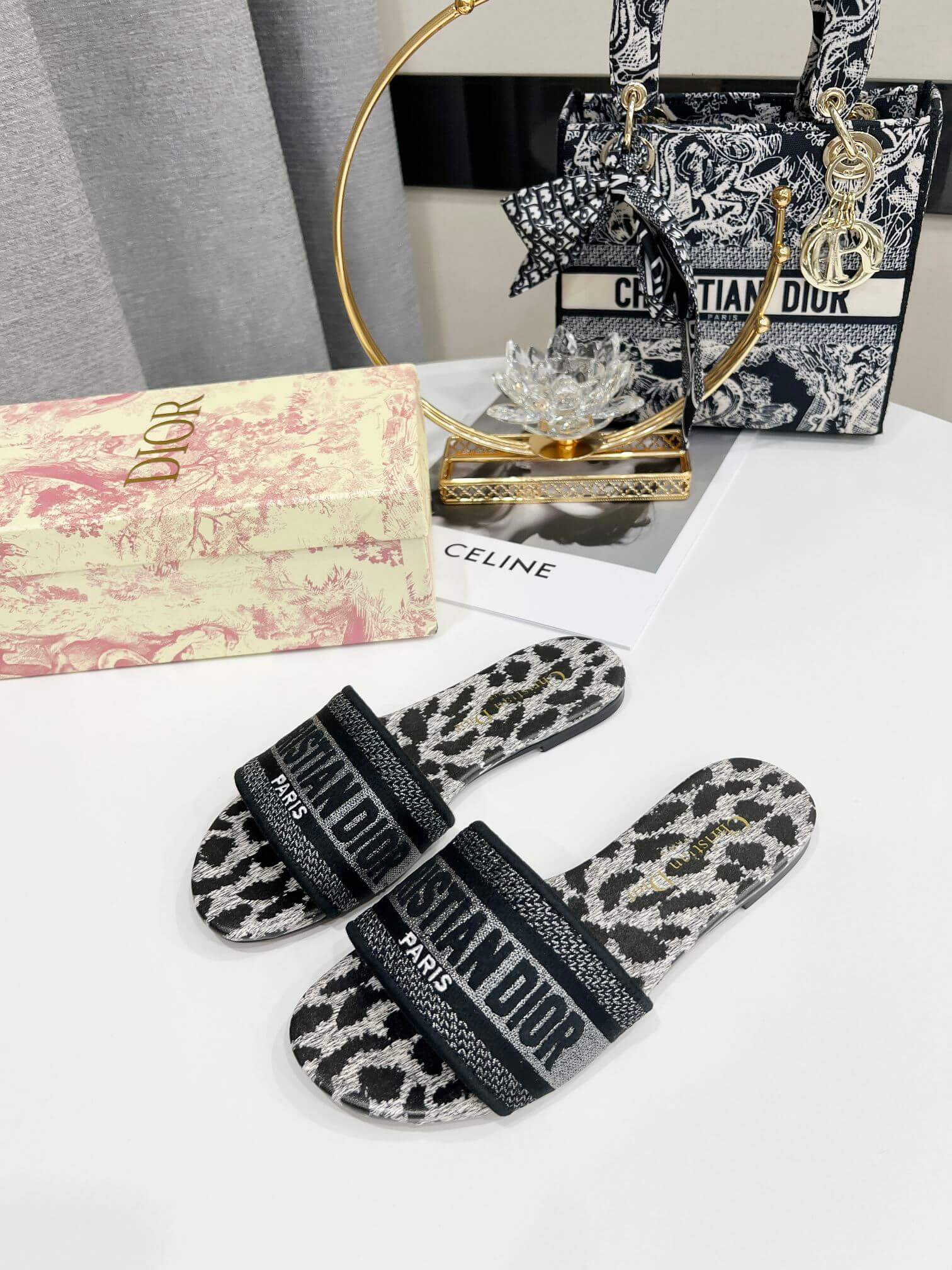 Christian Dior Bandana Dway Slides Leopard print pattern – HolloMen