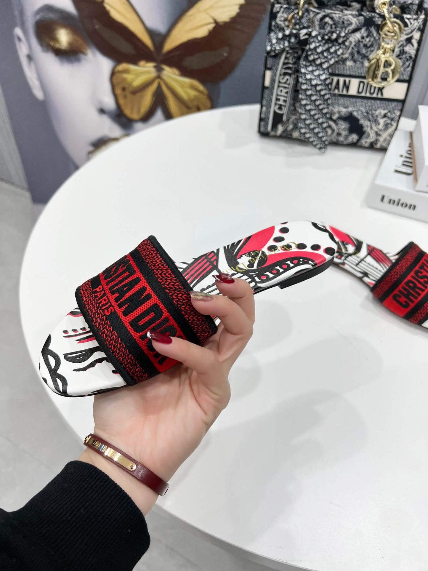 Christian Dior Bandana Dway Slides Whte & Red