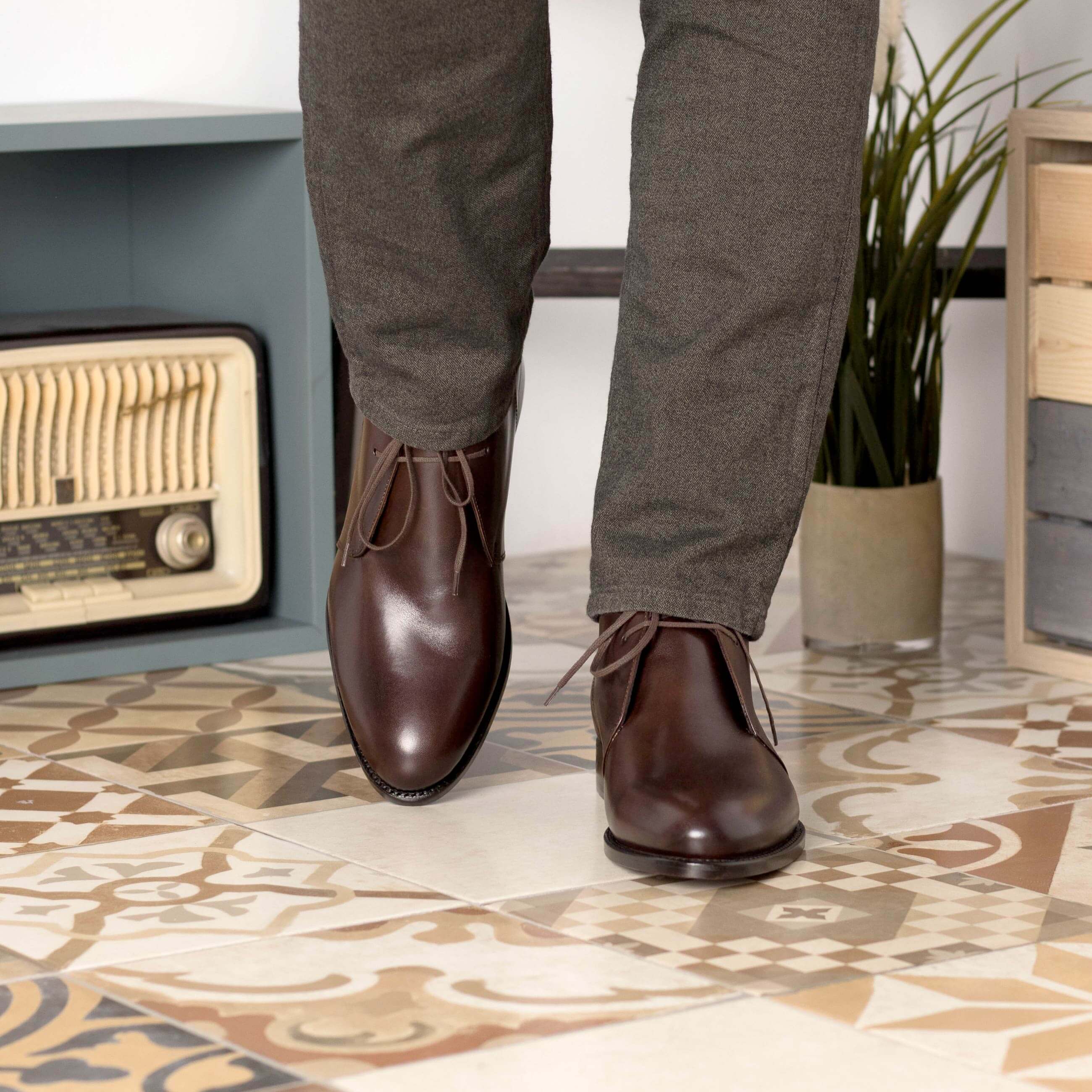 Vivace Dark Brown Chukka Boots