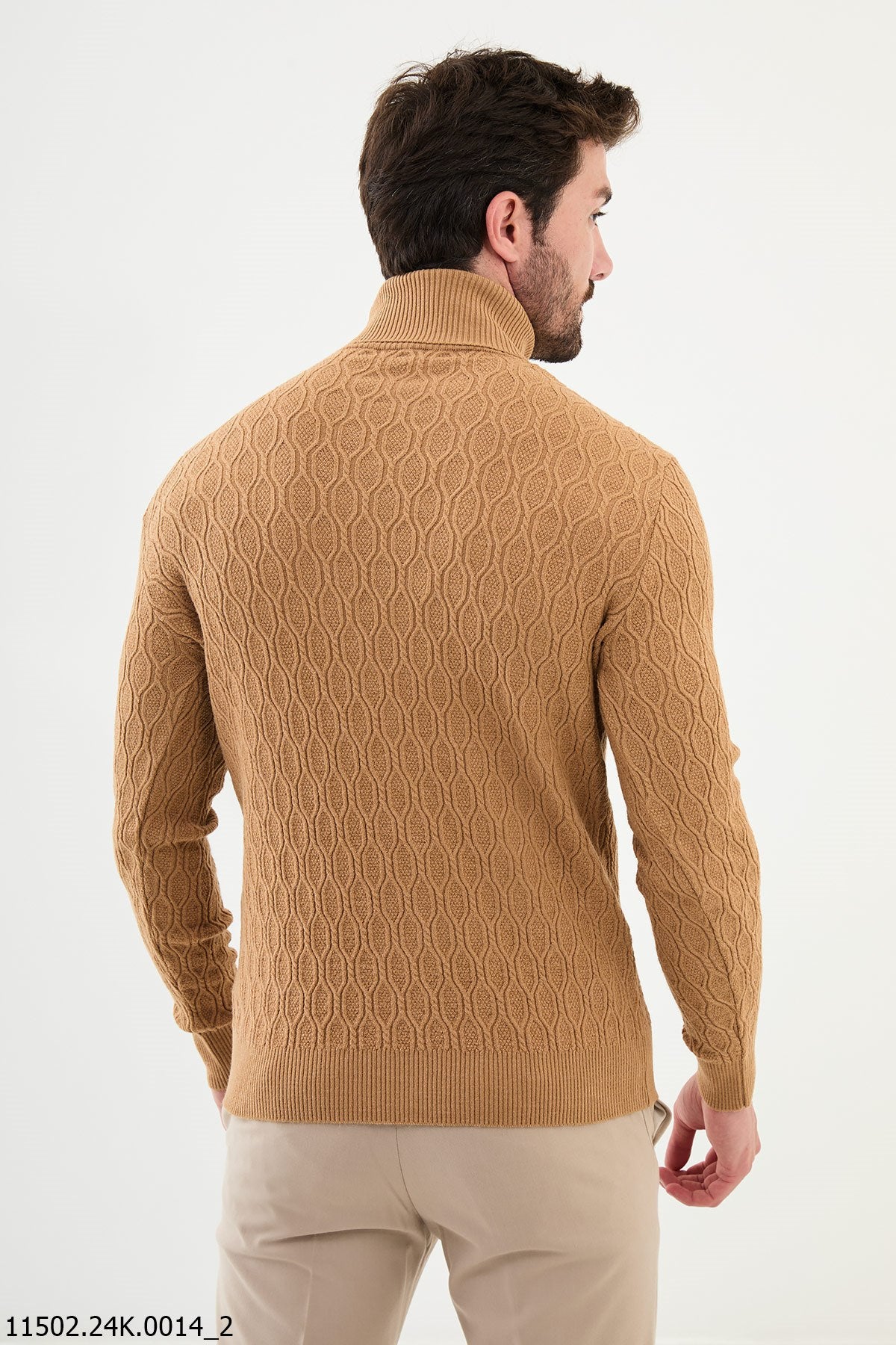 HolloMen Camel Brown Textured Knit Turtleneck Sweater.