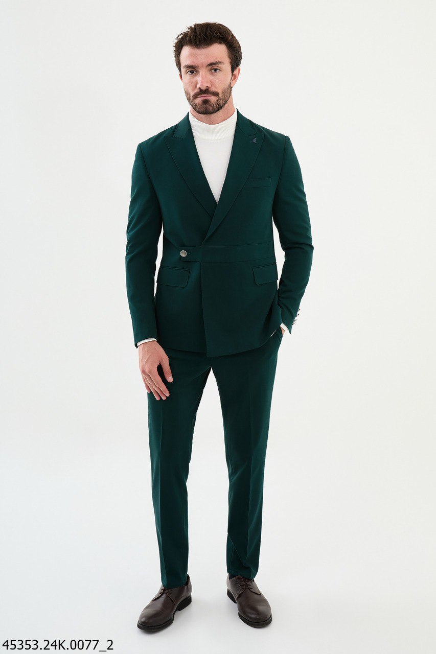 HolloMen Deep Green Modern Fit Single-Breasted Suit.