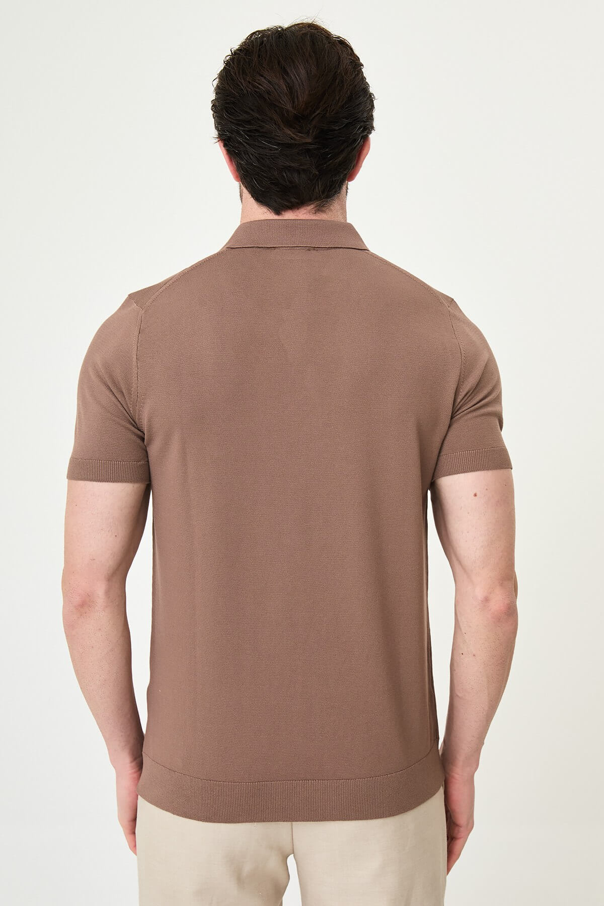 Men’s light brown slim fit cotton polo shirt with short sleeves, breathable stretch fabric, modern warm neutral casual style