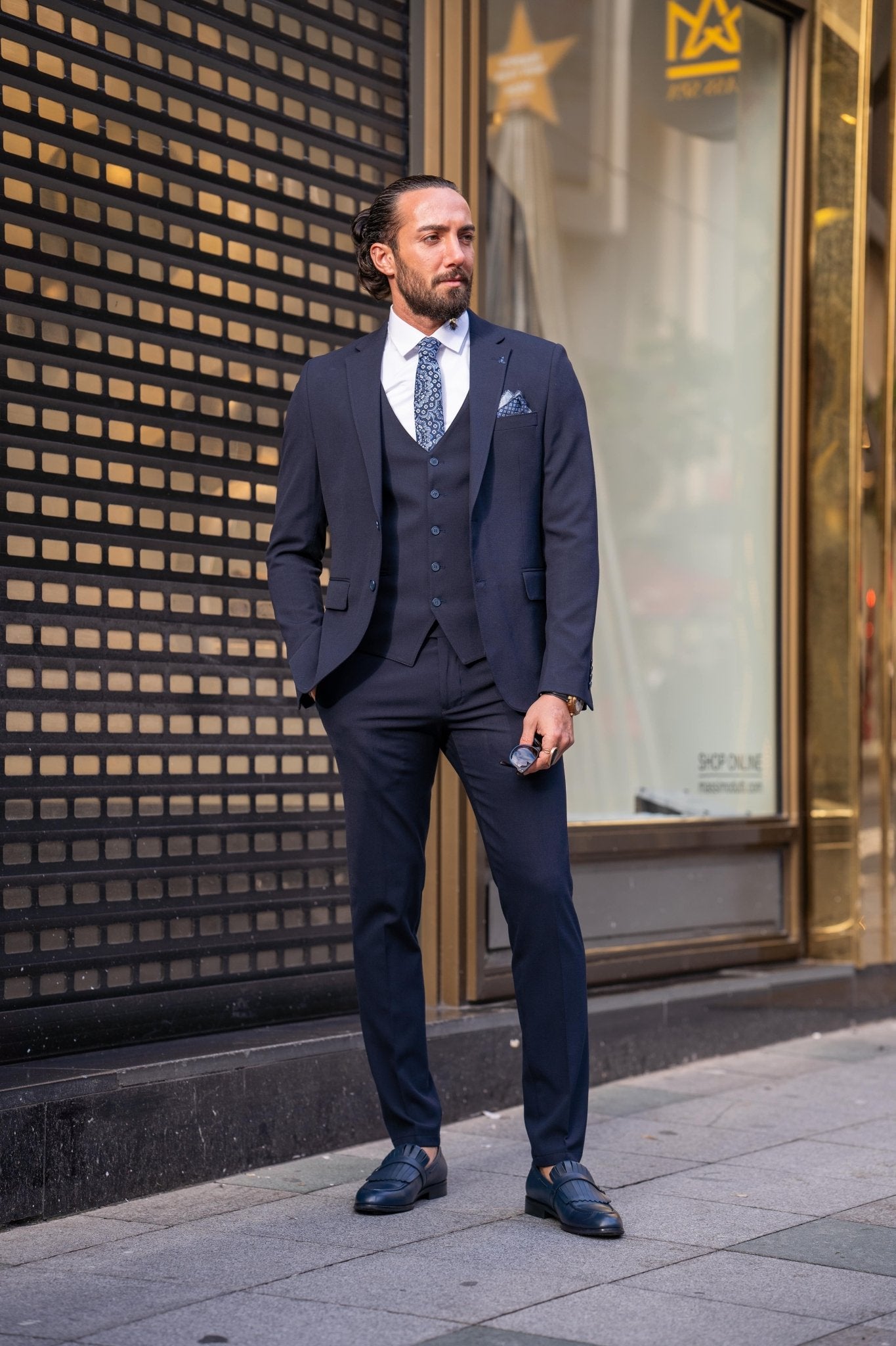HolloMen's Navy Blue Suit: Captivate with Timeless Elegance HolloMen's Navy Blue Suit: Captivate with Timeless Elegance