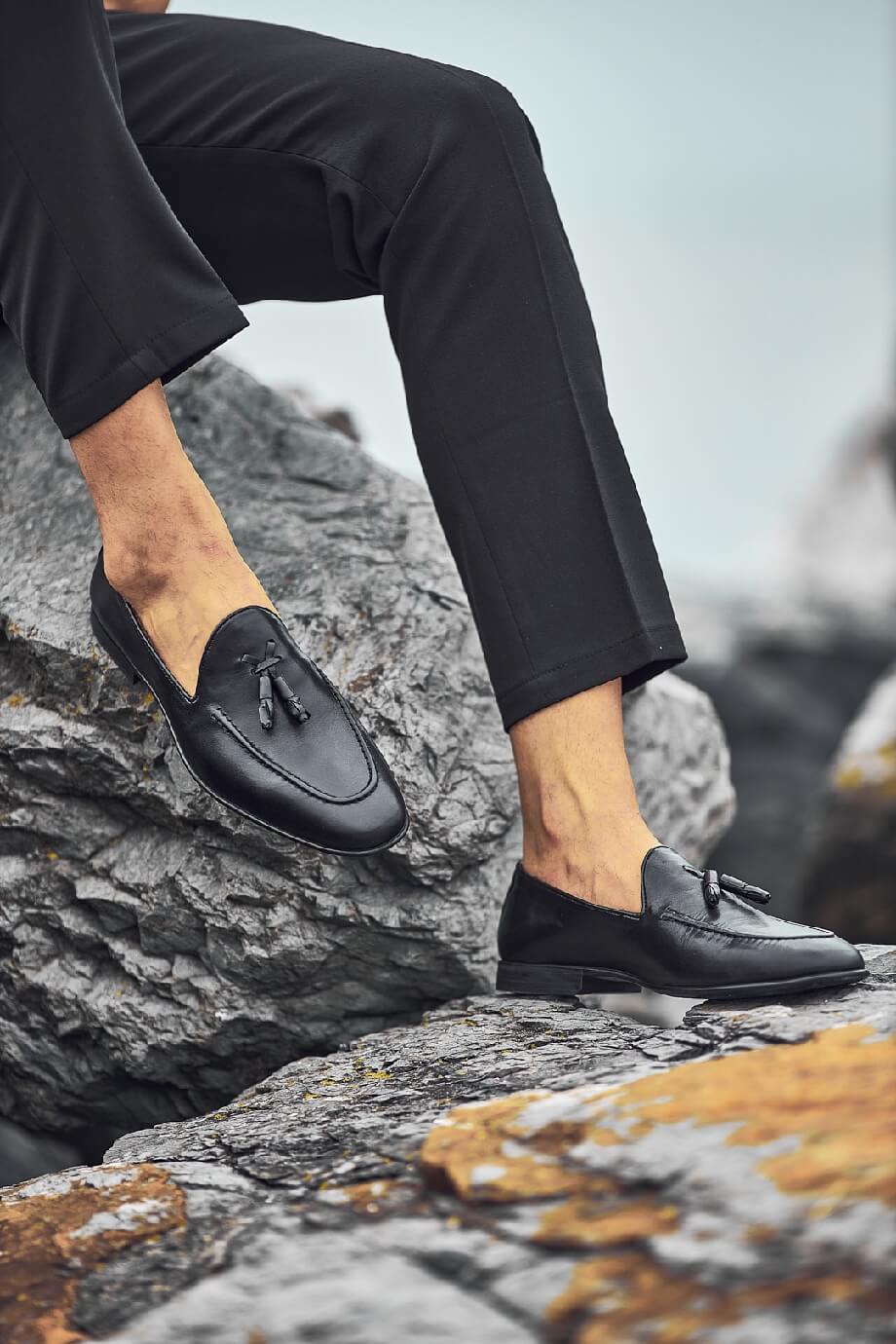 Black Tassel Loafers: Stand Out with Undeniable Dapper Charm HolloMen Black Tassel Loafers: Stand Out with Undeniable Dapper Charm HolloMen