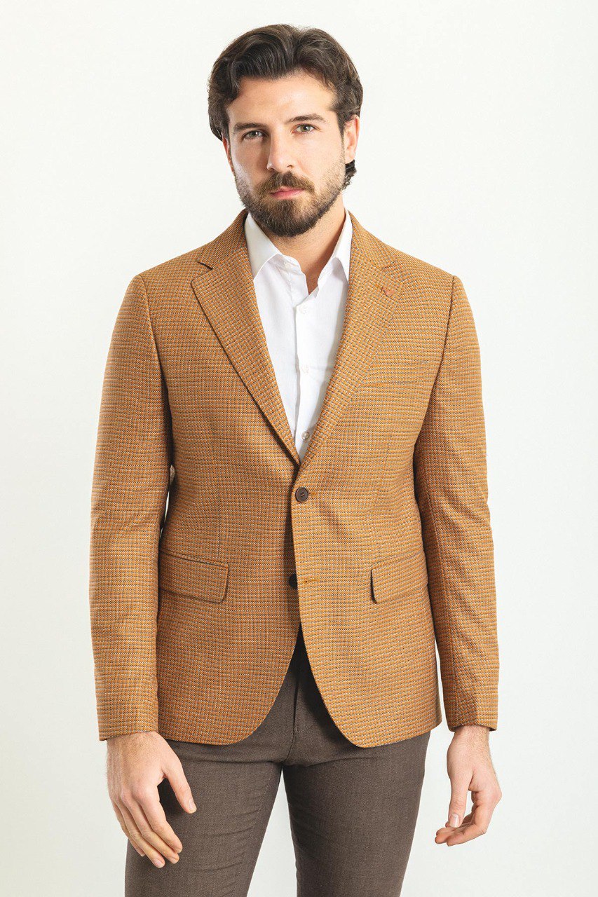 HolloMen Camel Checkered Blazer - Timeless Elegance in Every Detail. HolloMen Camel Checkered Blazer - Timeless Elegance in Every Detail.