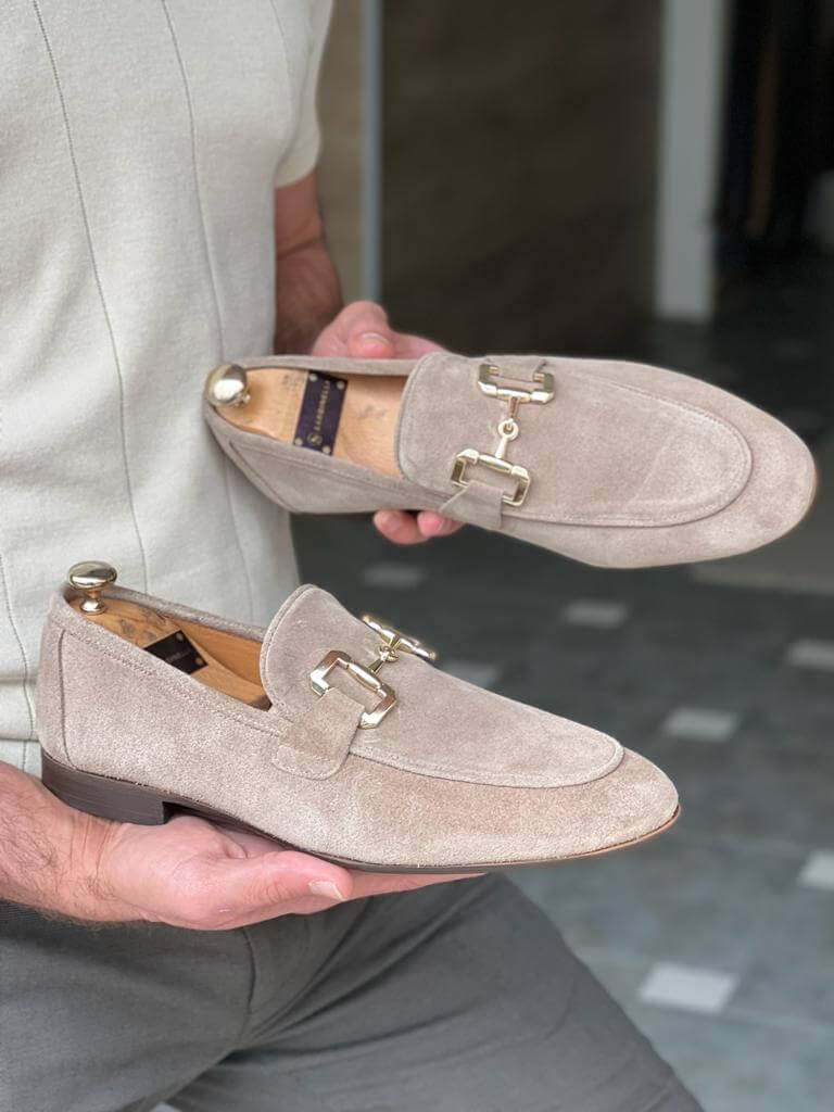Loafer i beige mocka för män