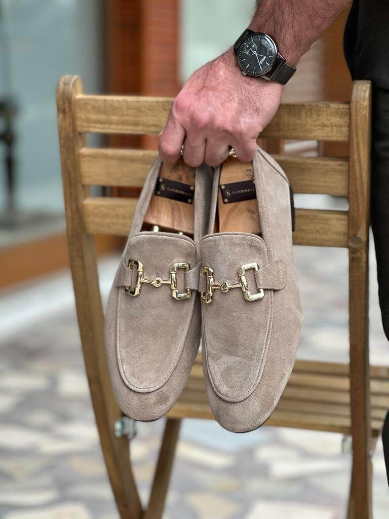 Loafer i beige mocka för män