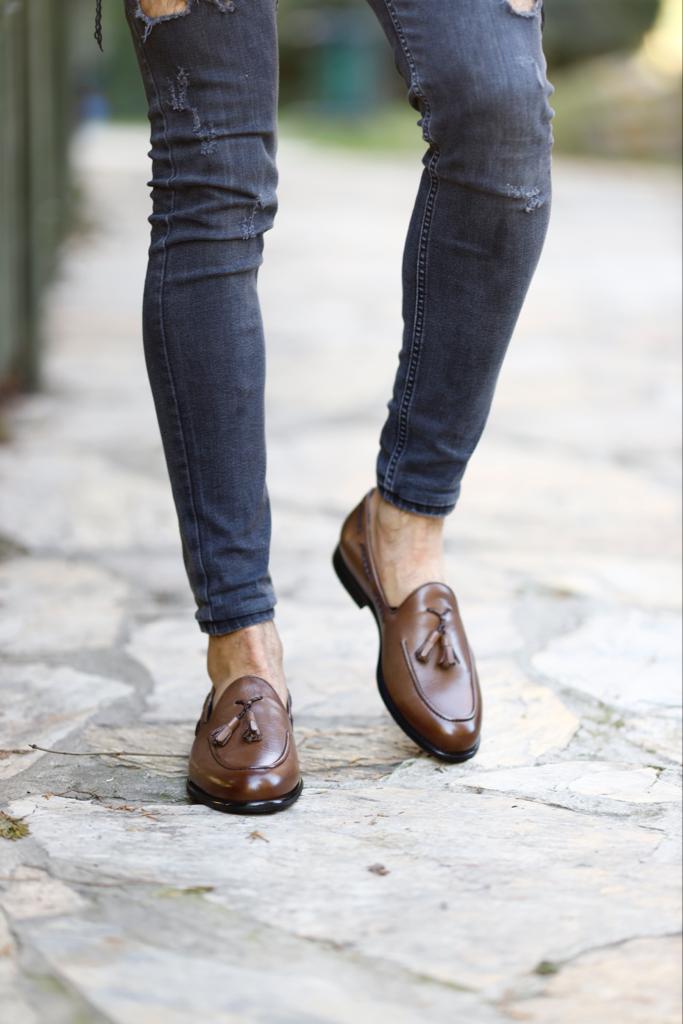 Lisbon brown leather tassel loafers with EVA sole, offering classic elegance and versatile wear for modern gentlemen.