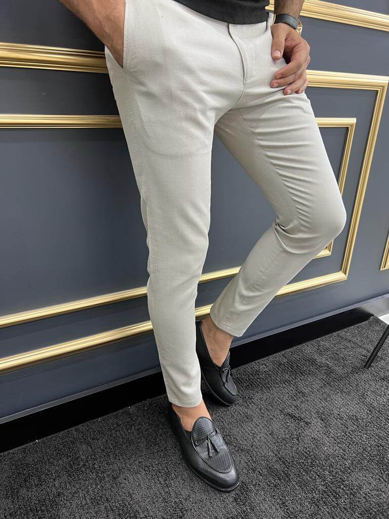 Trendy summer essential: Pamuk Beige Pants