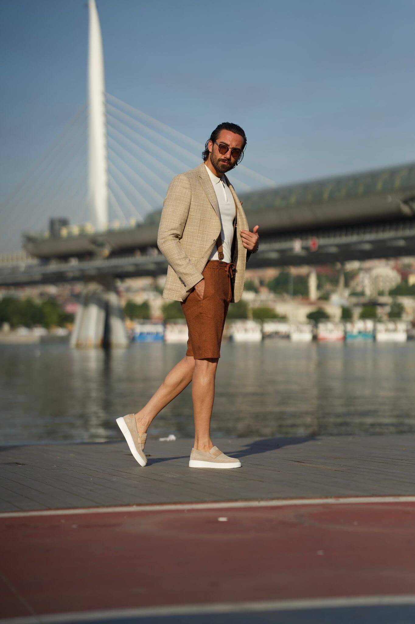 Stylish slim fit beige jacket