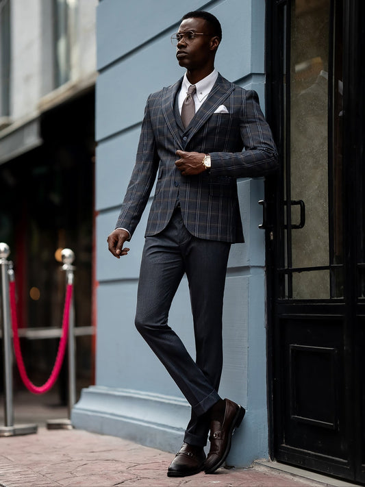 Costum bleumarin în carouri, slim-fit, format din 3 piese