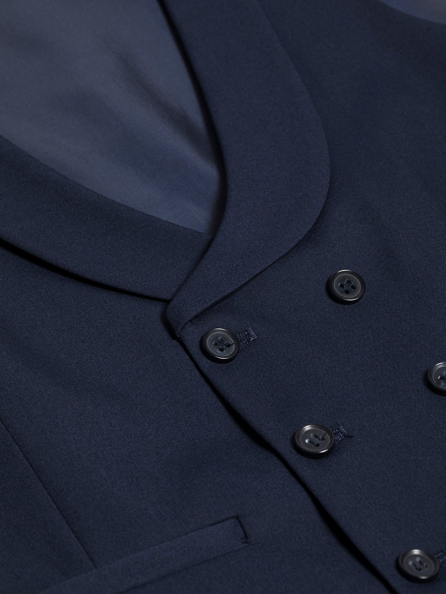 Men’s Formal Navy Modern-Fit 3-Piece Suit.