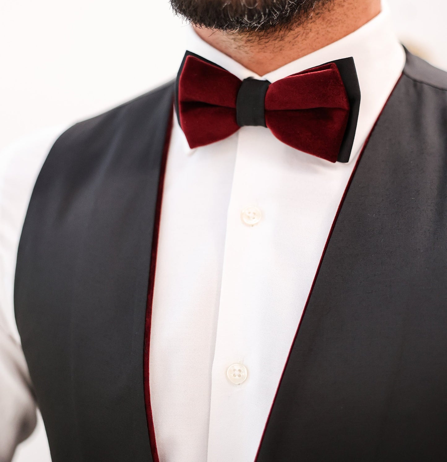 Men’s Bordeaux Velvet Peak Lapel 3-Piece Tuxedo.