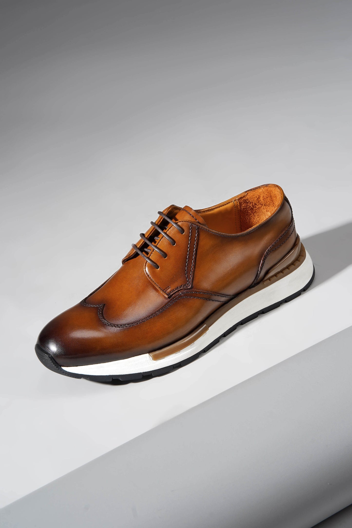 Handmade smart casual leather sneakers brown – HolloMen men’s shoes
