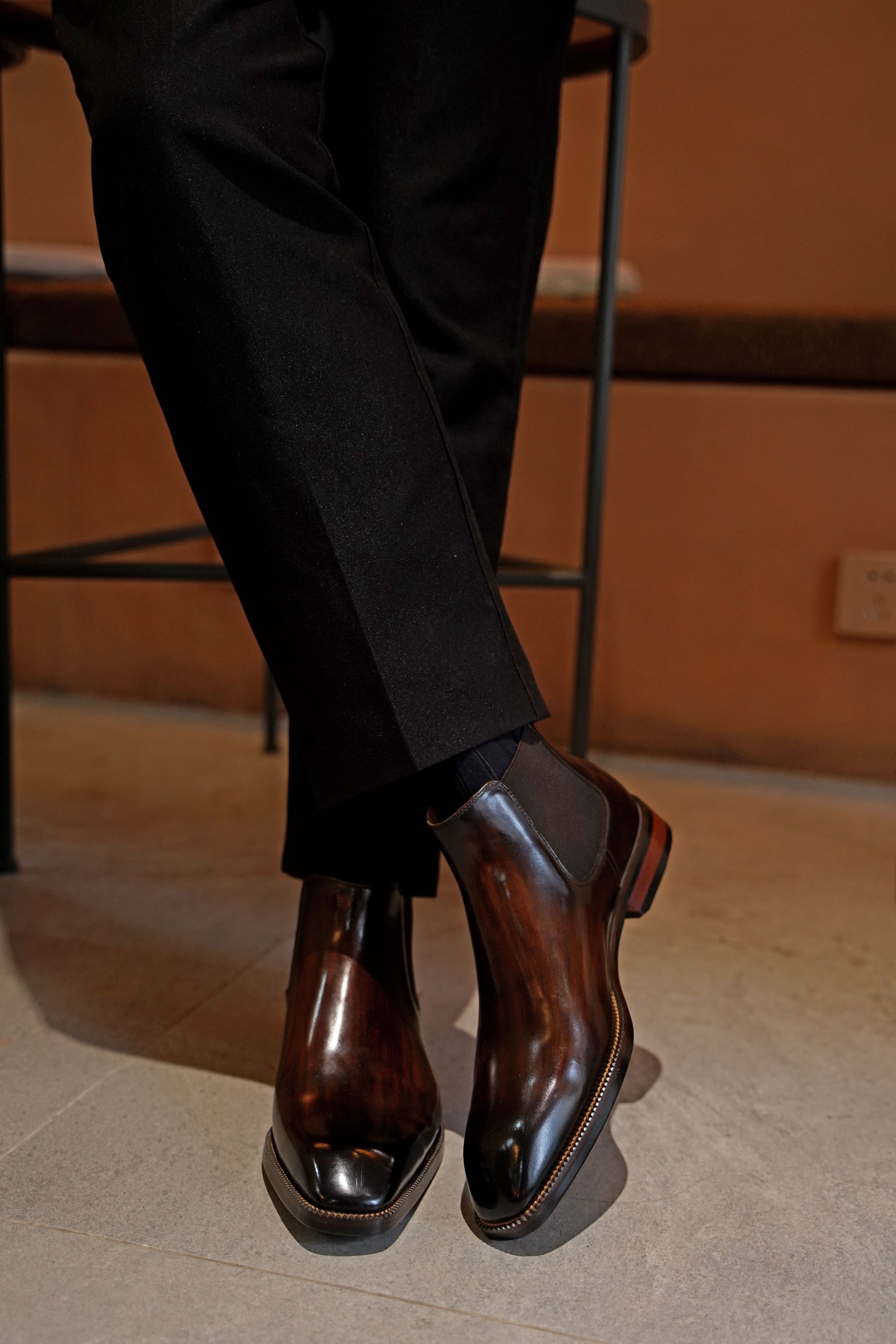 Sleek Brown Leather Chelsea Boots – Men's Premium Leather Footwear – HolloMen