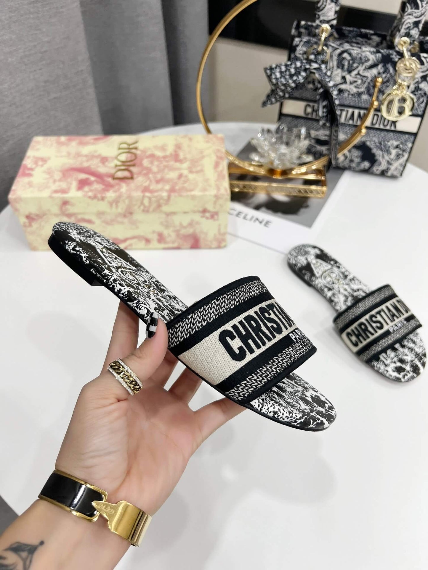 Christian Dior Bandana Dway Slides Svarta & Vita