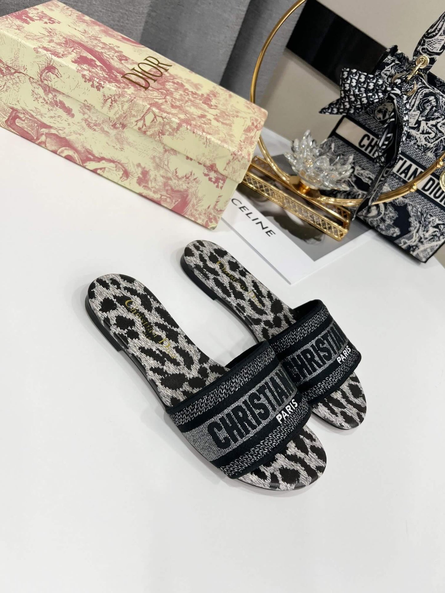 Christian Dior Bandana Dway Slippers Leopardmönster