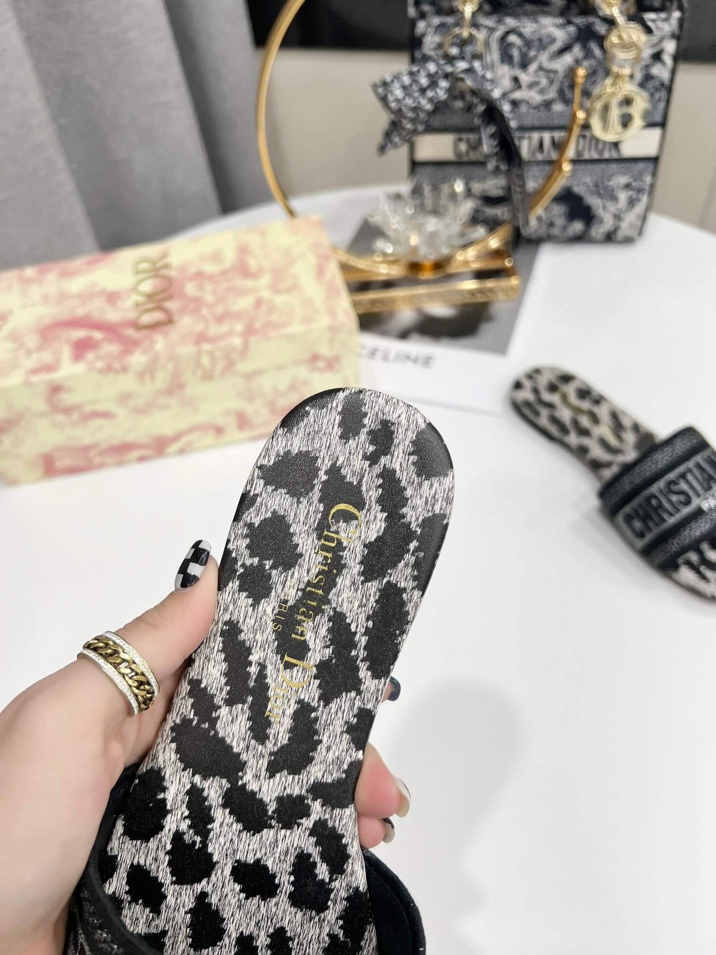 Christian Dior Bandana Dway Slippers Leopardmönster