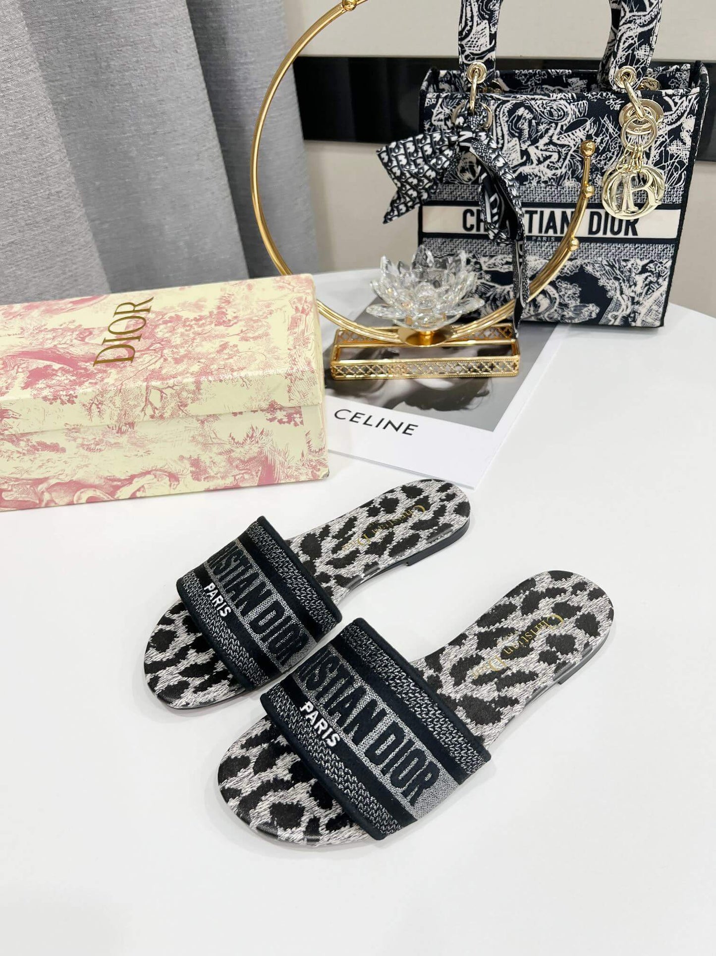 Christian Dior Bandana Dway Slippers Leopardmönster