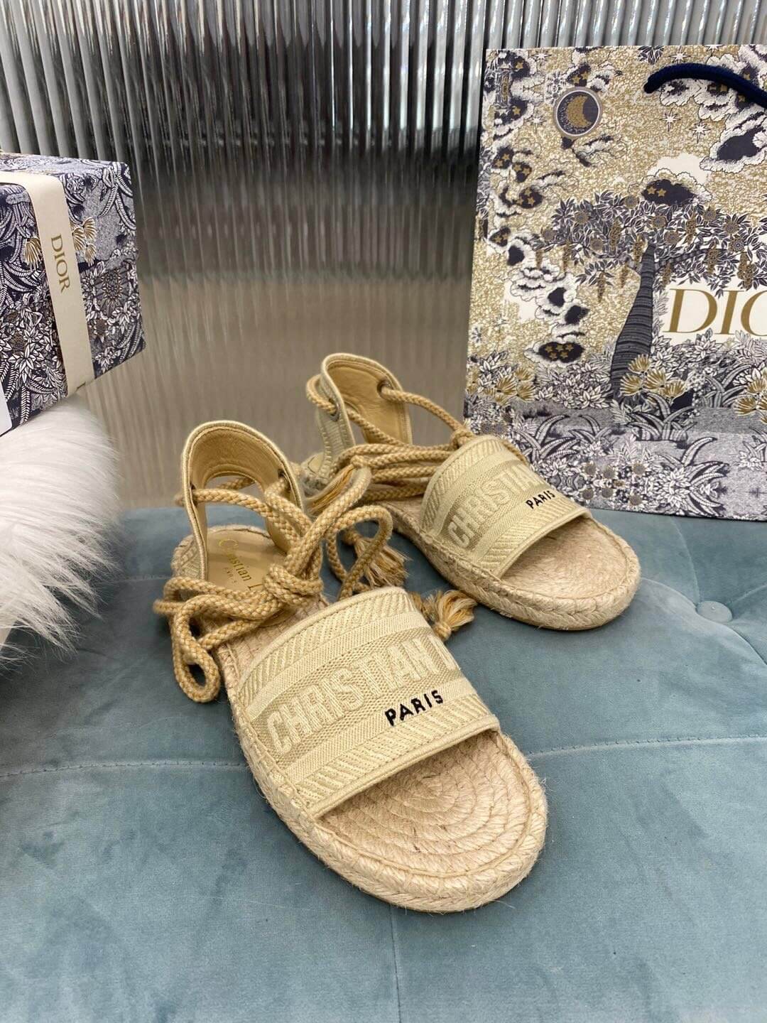 Christian Dior Sommersandale in Dunkelbeige