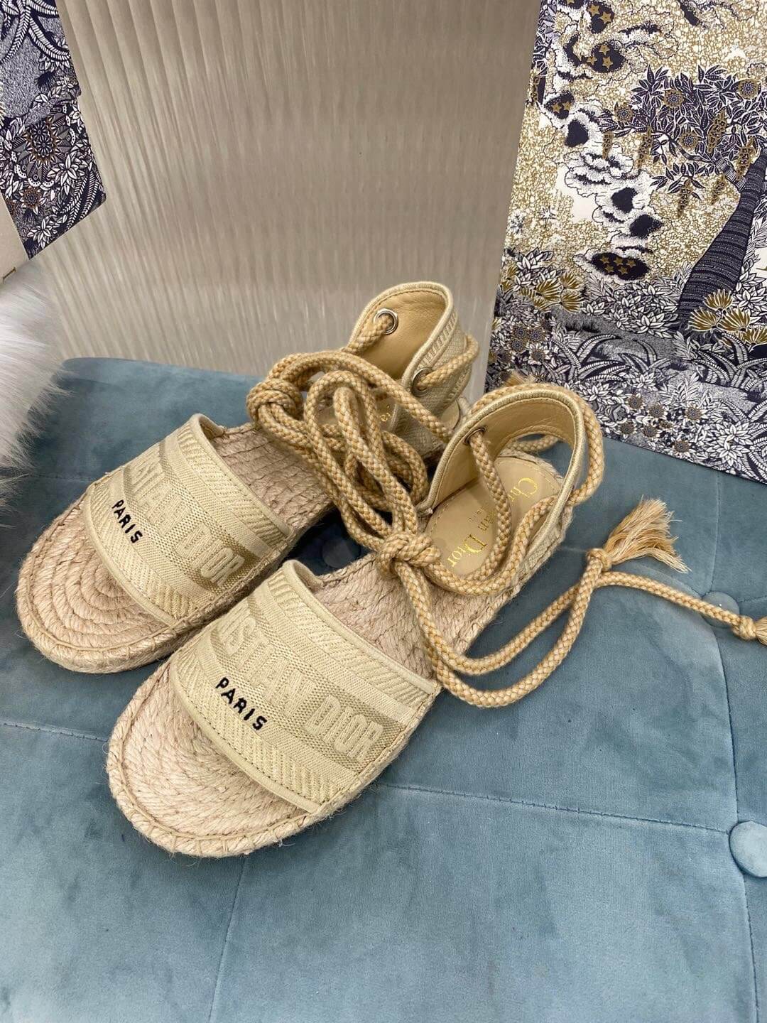 Christian Dior Sommersandale in Dunkelbeige