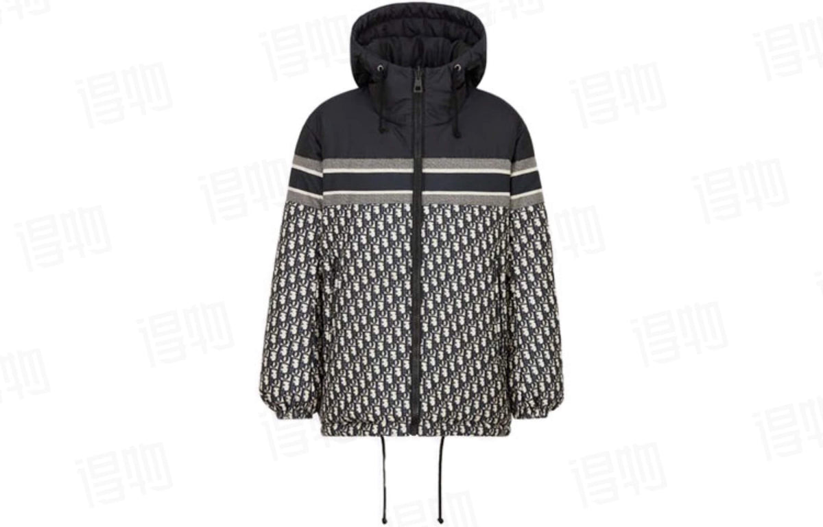 Dior Oblique Reversible Cropped Hooded Puffer Jacket – Blue &amp; Ecru