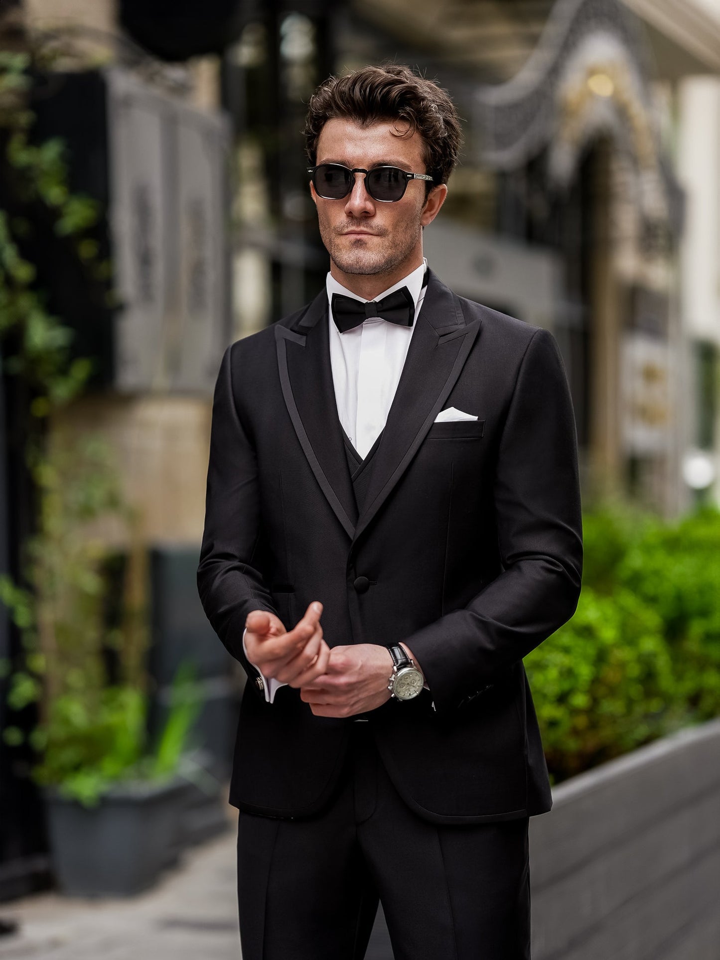 Men's Slim-Fit Peak Lapel 3-Piece Tuxedo.