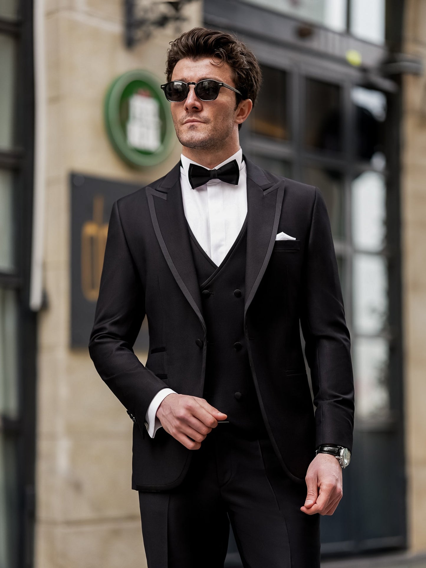 Men's Slim-Fit Peak Lapel 3-Piece Tuxedo.