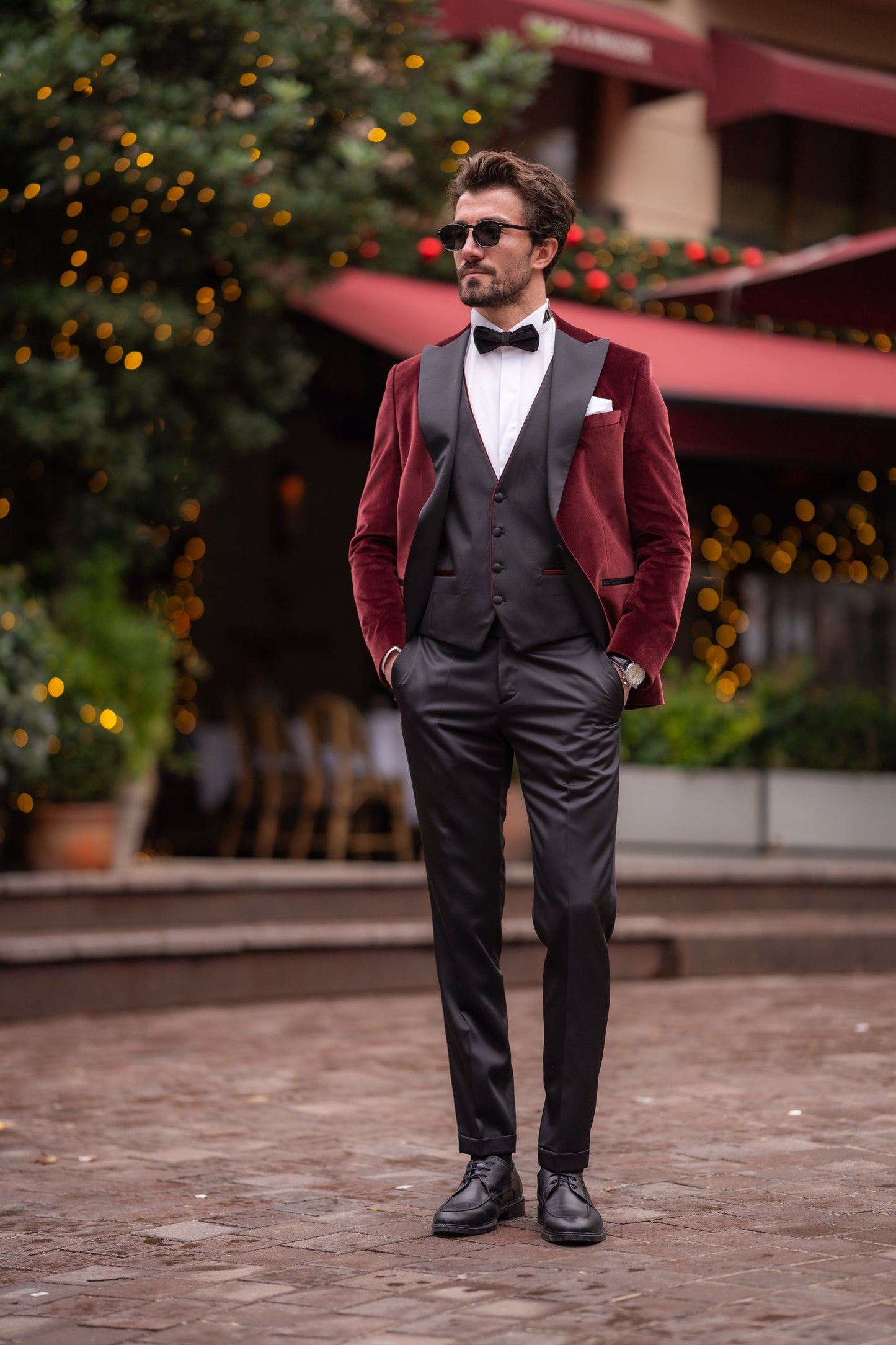 Men’s Bordeaux Velvet Peak Lapel 3-Piece Tuxedo.