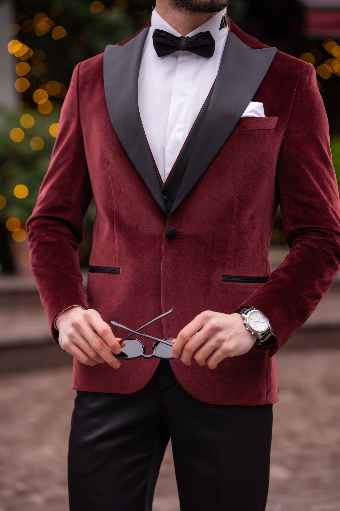 Men’s Bordeaux Velvet Peak Lapel 3-Piece Tuxedo.