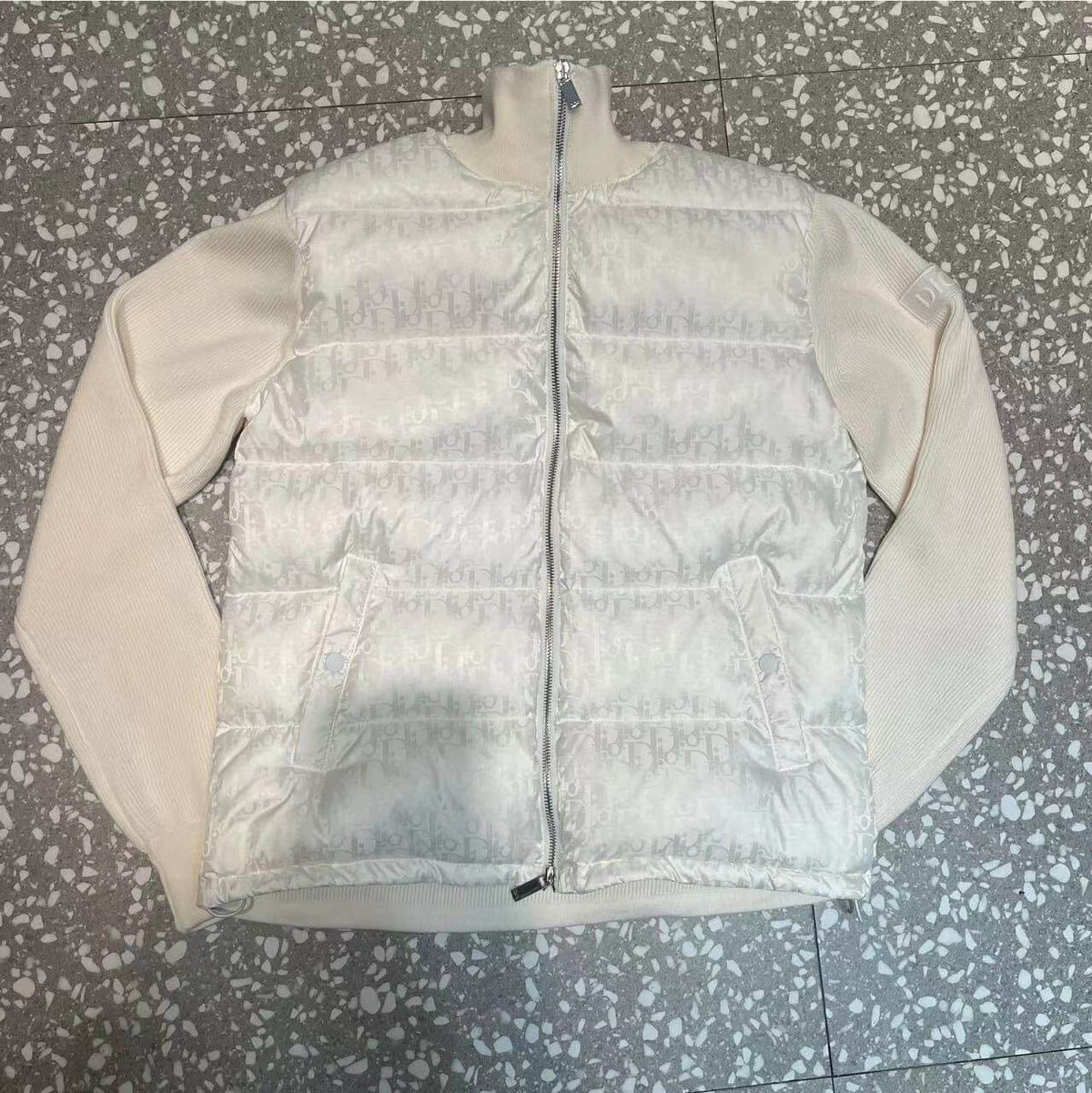 Dior Oblique Bi-Material Down Jacket – White Technical Jacquard