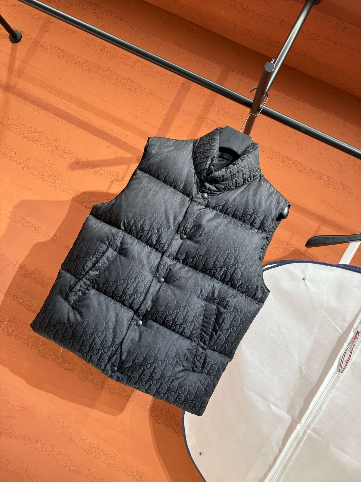 Dior Oblique Down Vest – Black Jacquard