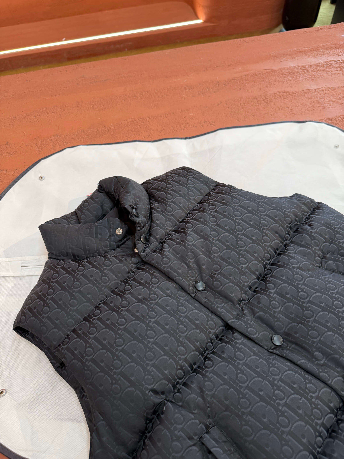 Dior Oblique Down Vest – Black Jacquard