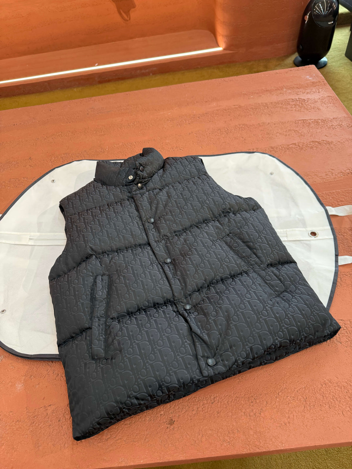 Dior Oblique Down Vest – Black Jacquard