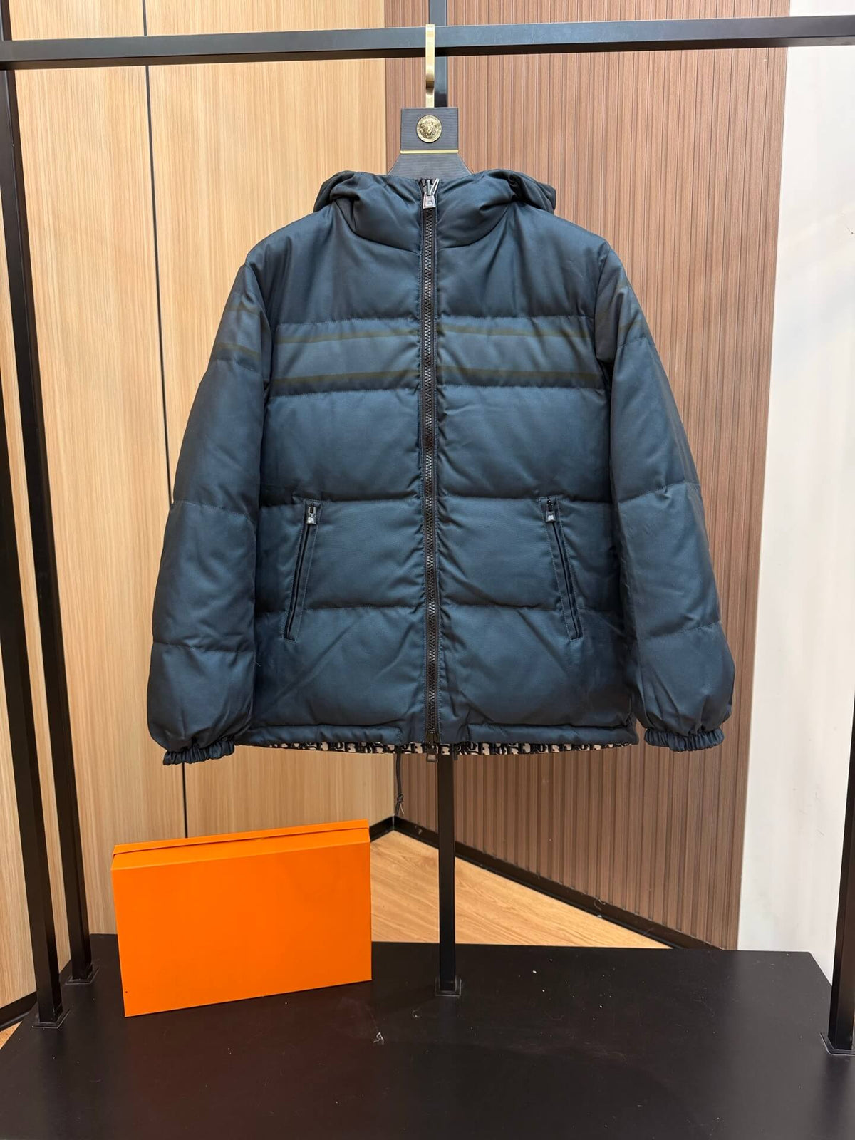 Christian Dior Reversible Oblique Puffer Jacket – Dark Navy Blue
