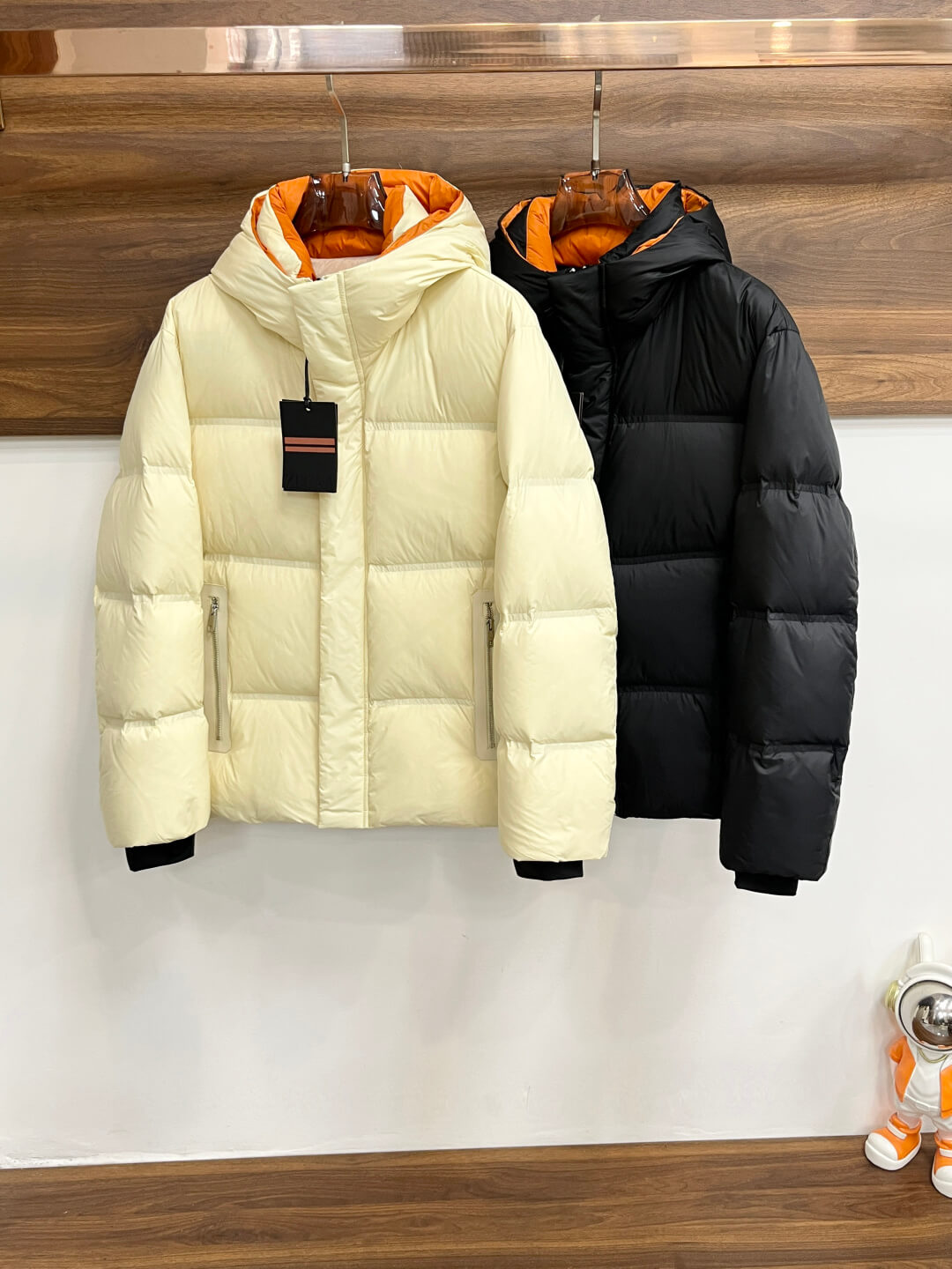 Ermenegildo Zegna Puffer Jacket- Cream