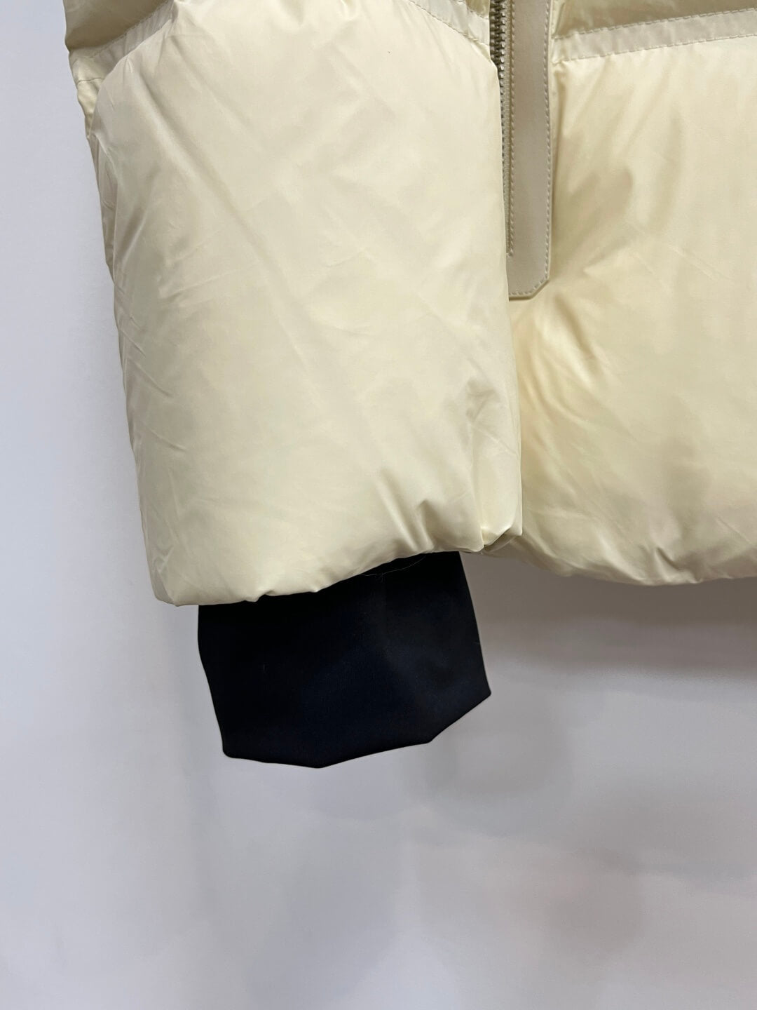 Ermenegildo Zegna Puffer Jacket- Cream