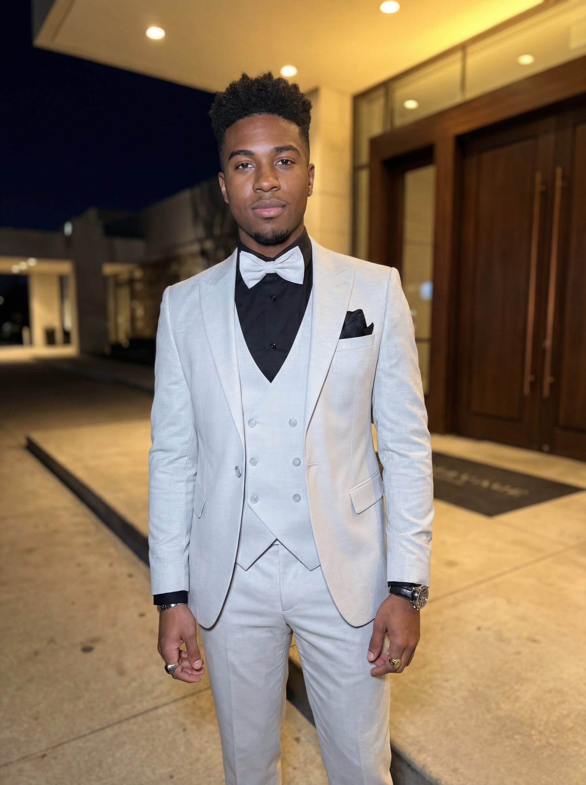 Gray Prom Tuxedo Suit. – HolloMen