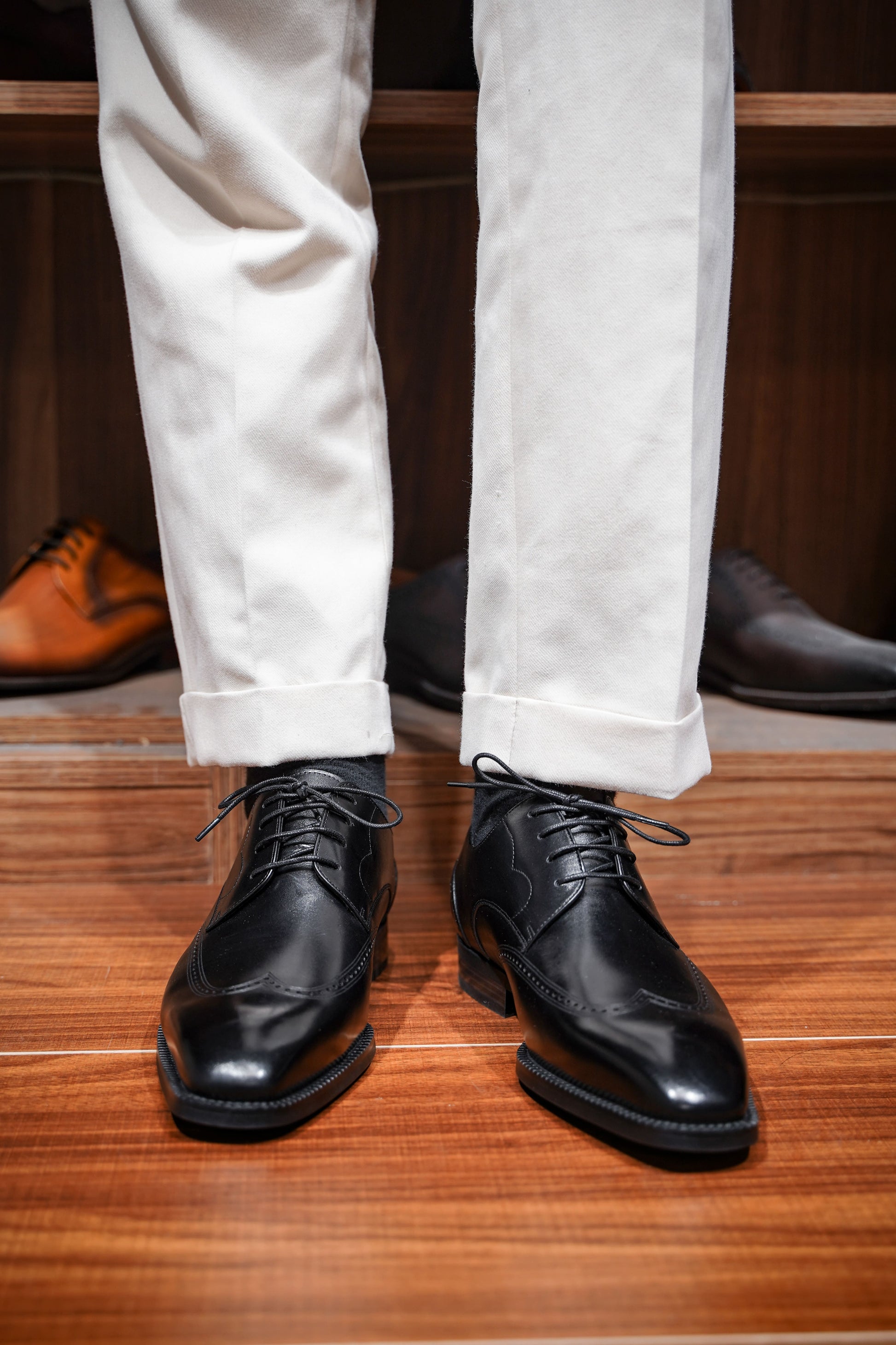 Handmade Black Brogue Derby Shoes – Luxury Black Leather Shoes. – HolloMen Handmade Black Brogue Derby Shoes – Luxury Black Leather Shoes. – HolloMen