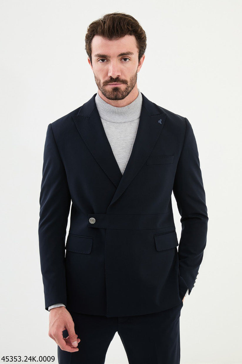 Navy Blue Single-Breasted Suit in Wool Blend