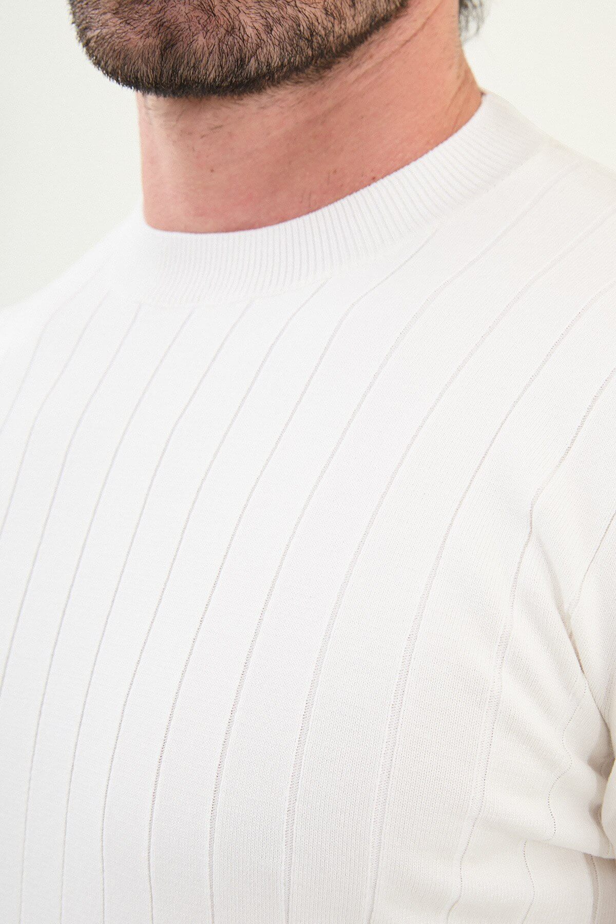 AXIST men’s white ribbed slim fit knit sweater