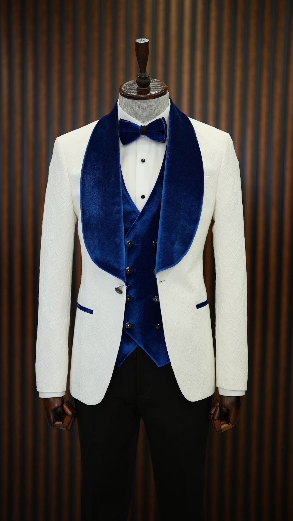 Royal Blue Tuxedo Suit | Gentleman's Guru