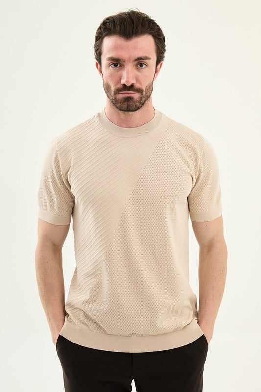 Men’s beige slim fit textured crew neck T-shirt with diagonal knit pattern, short sleeves, modern casual style