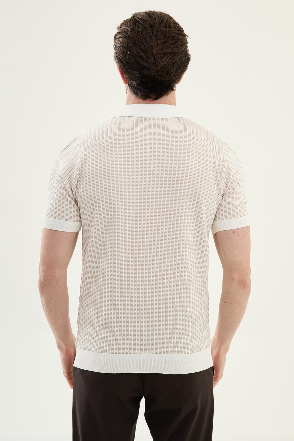 Men’s beige slim fit textured knit polo shirt with vertical pattern and contrast collar smart casual summer style