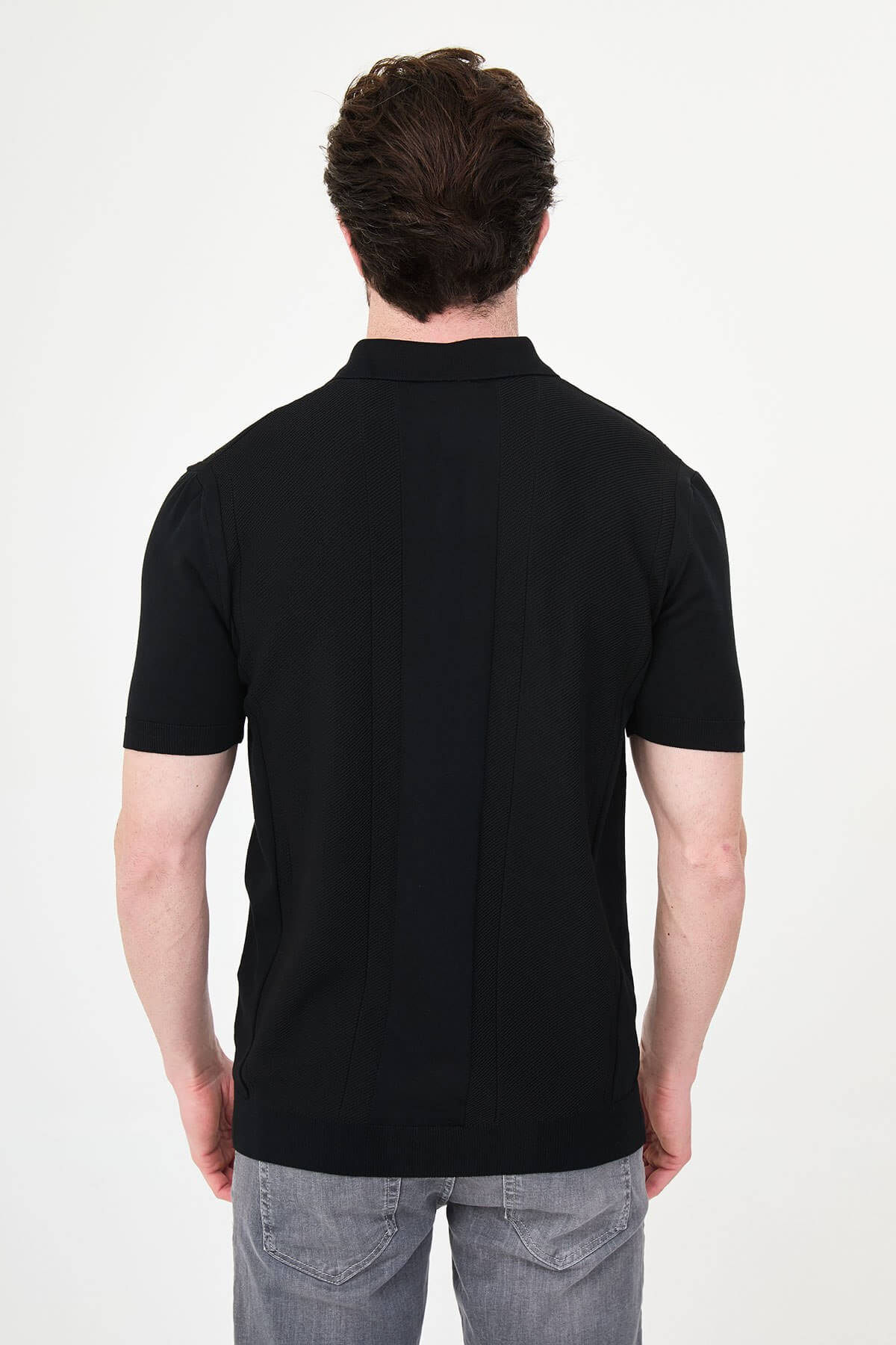 Men’s black slim fit textured knit polo T-shirt with vertical pattern, short sleeves, classic collar, modern minimal style
