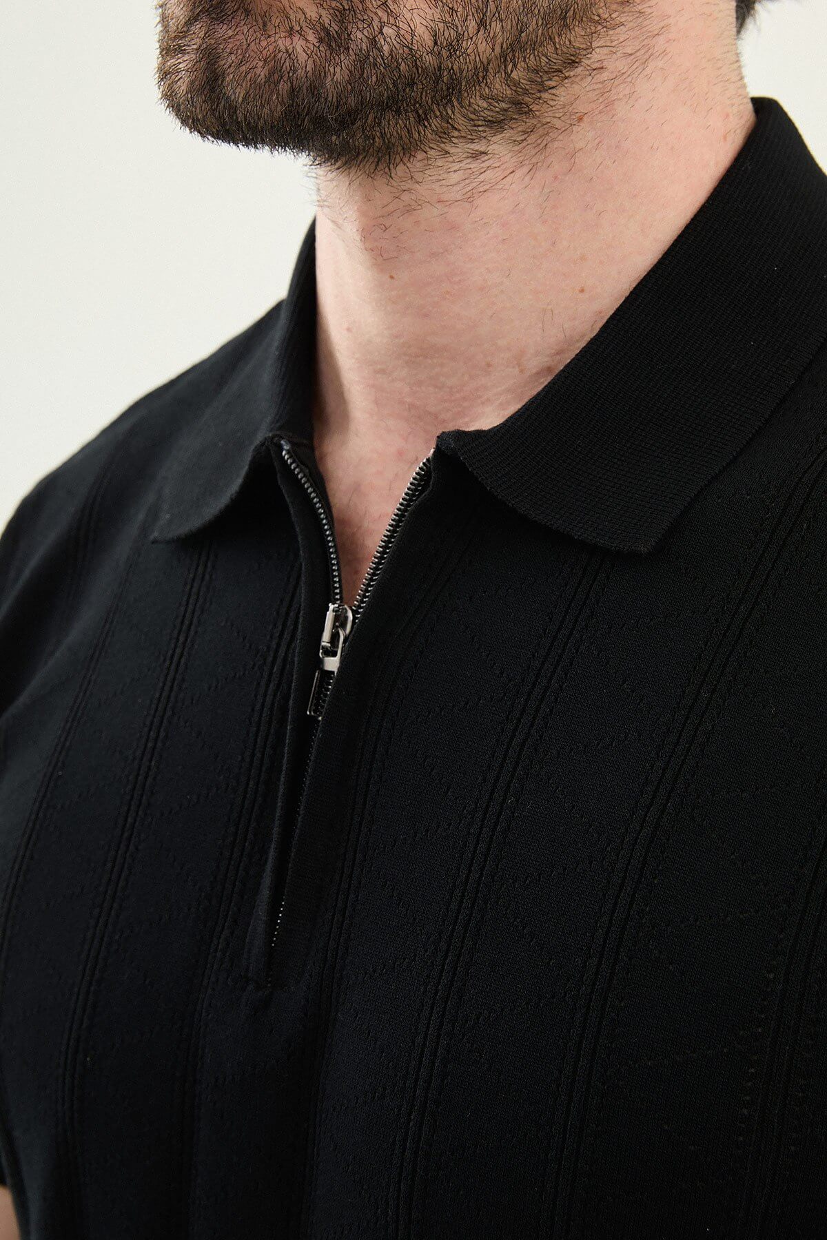 slim fit dress slacks Men's Black Textured Zip Collar Knit Polo Shirt – HolloMen