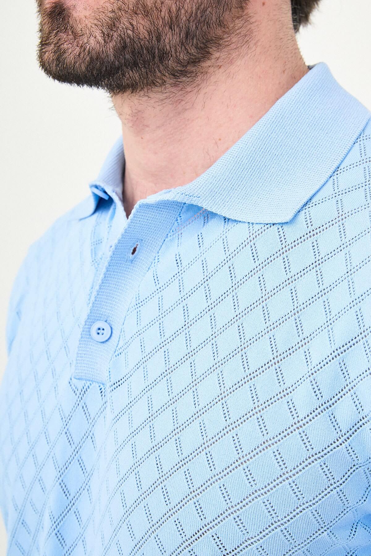 Men’s sky blue slim fit knit polo T-shirt with textured diamond pattern, short sleeves, tailored fit, smart casual style