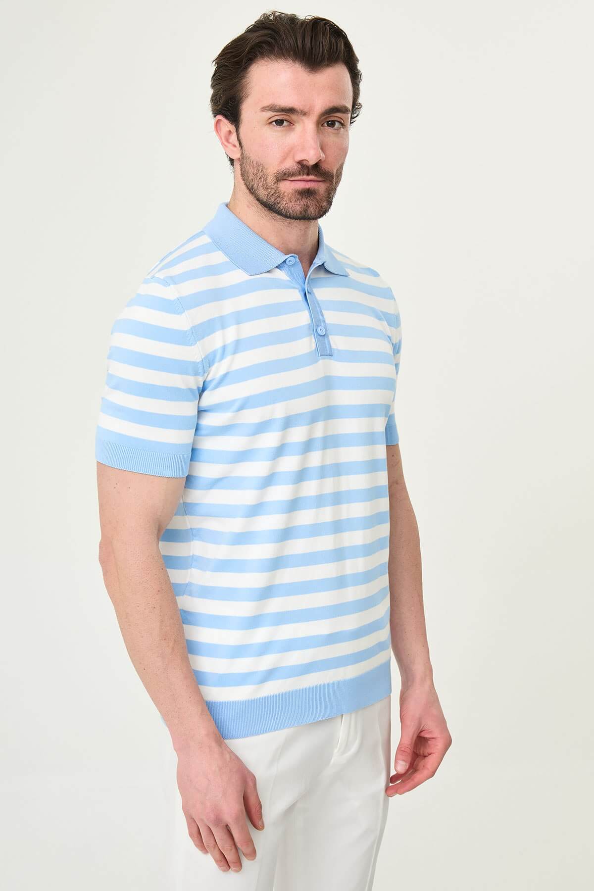 Men’s blue and white striped knit polo shirt with short sleeves, slim fit, breathable cotton fabric, stylish smart casual summer outfit