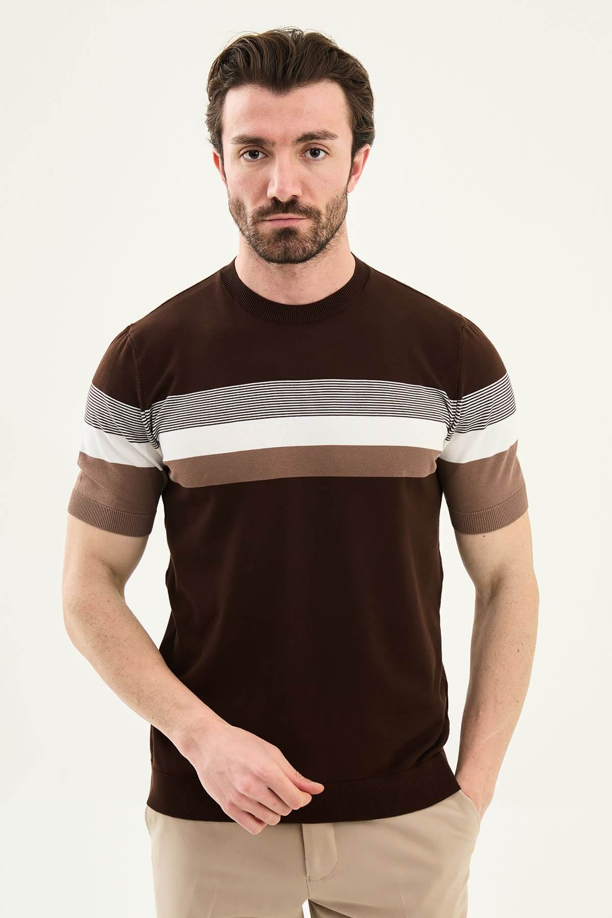 Men’s brown slim fit striped knit t-shirt with white and beige horizontal stripes modern smart casual style