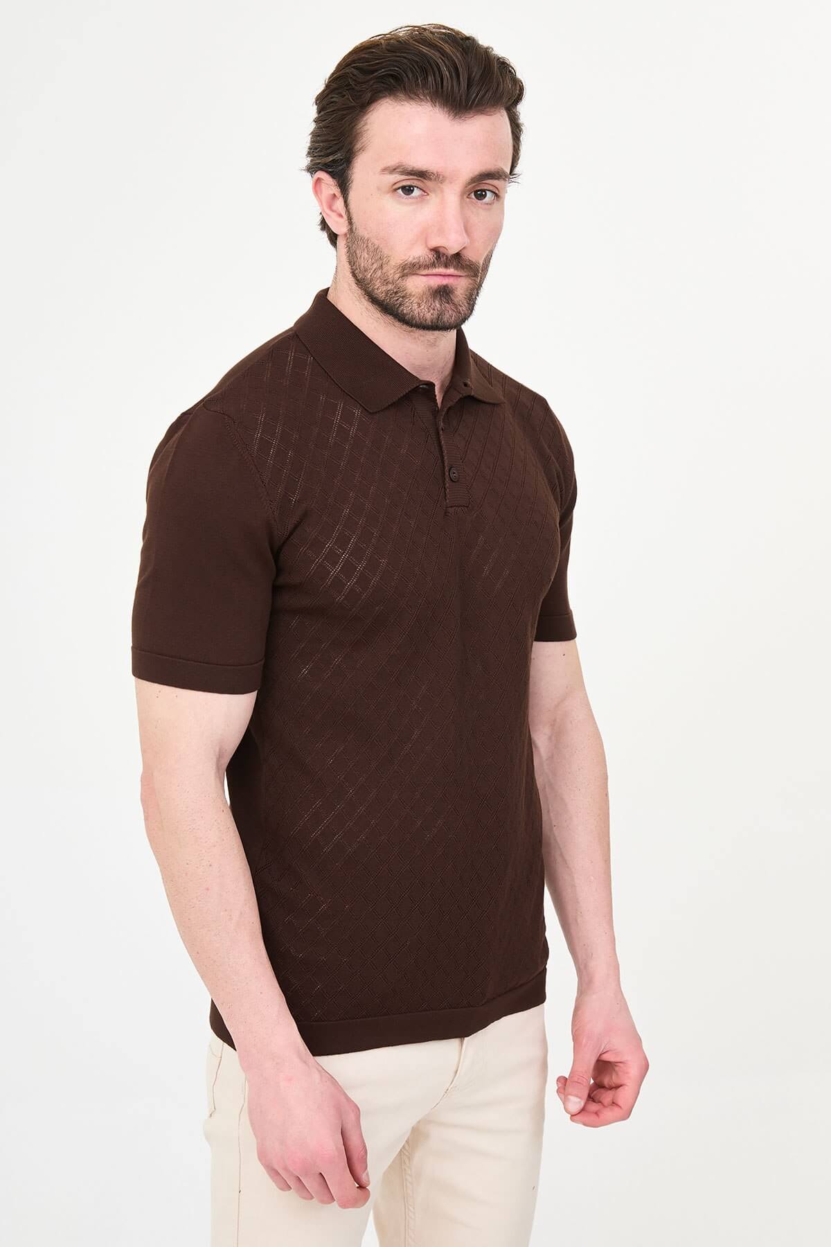 Men’s brown slim fit knit polo T-shirt with textured diamond pattern, short sleeves, tailored fit, smart casual style
